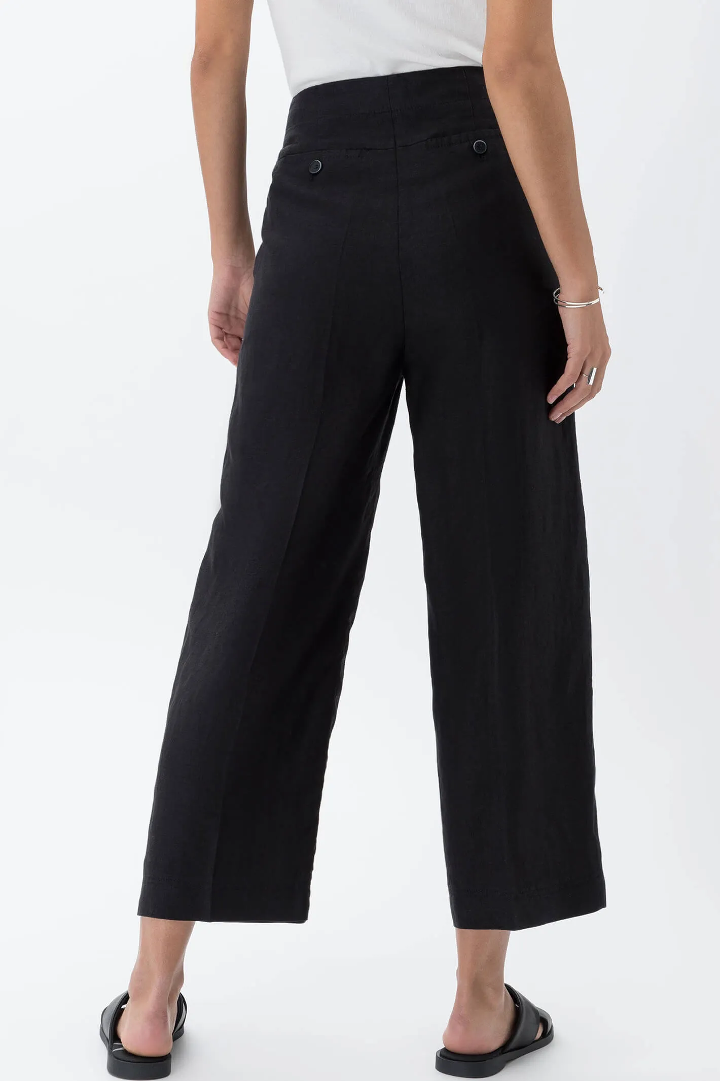 Brax 71-2208-02 Maine S Black Wide Leg Cropped Trouser