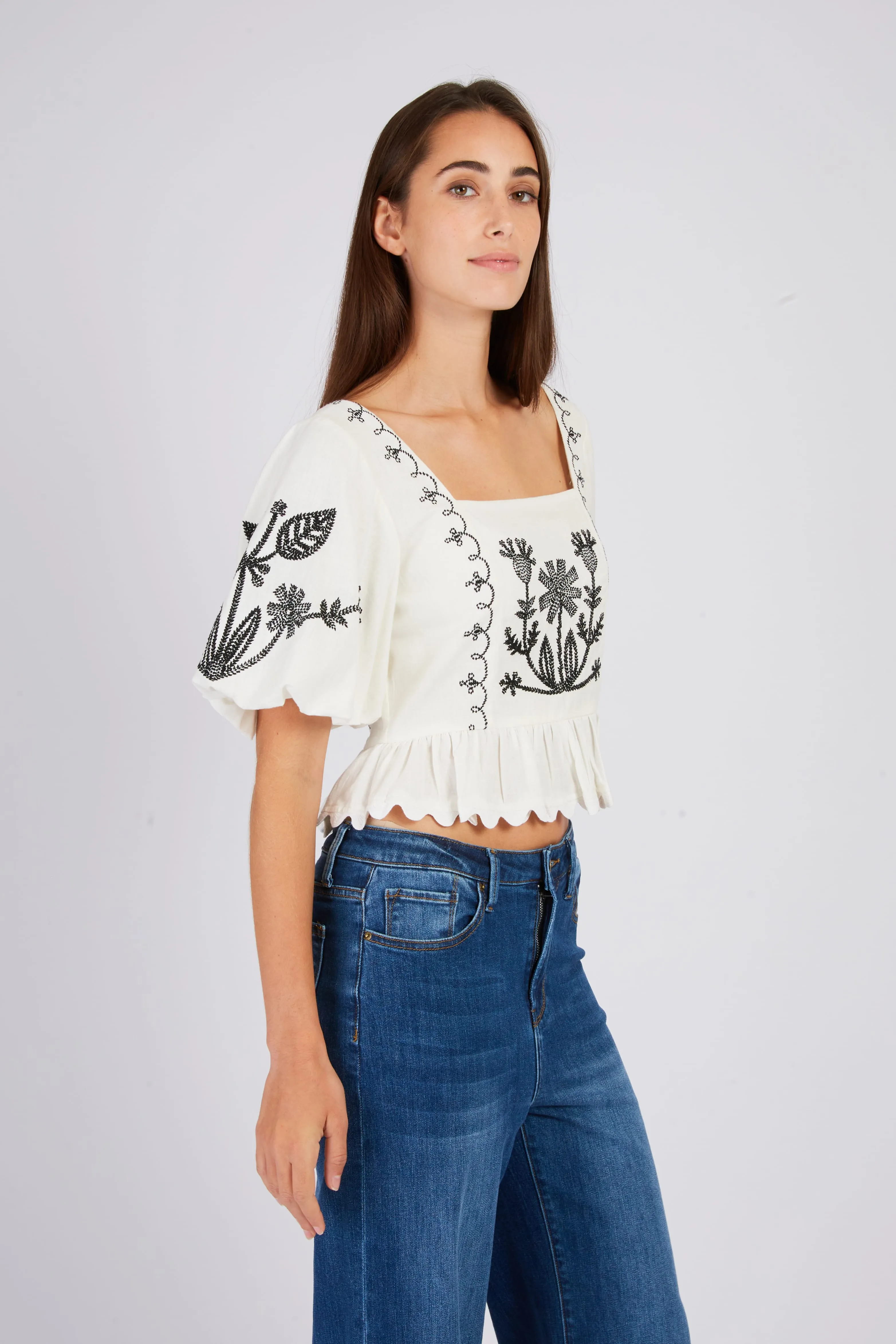 Dehry Short Sleeve Embroidered Boho Gypsy Top - White