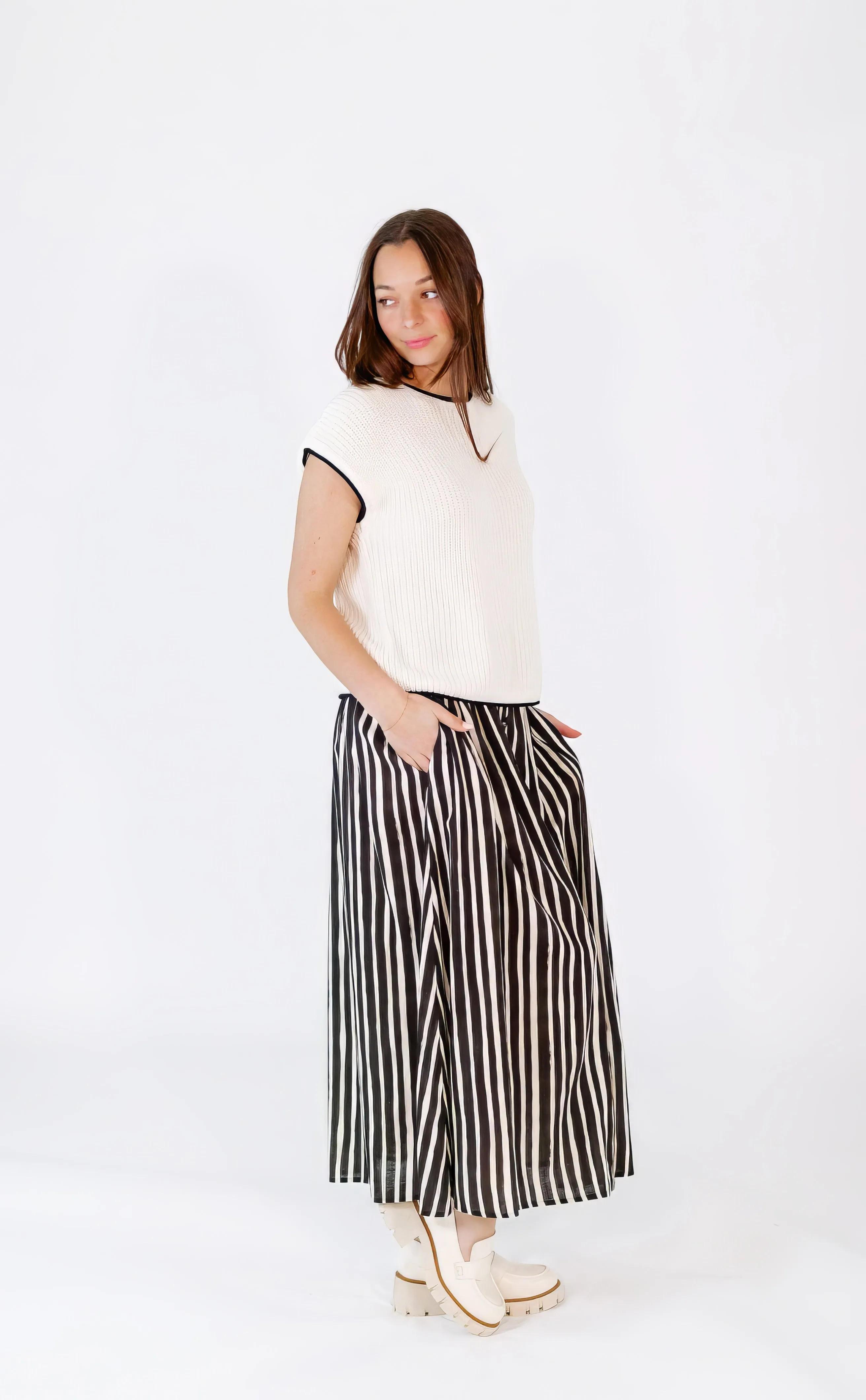 Stanza Button Back Top・Cream