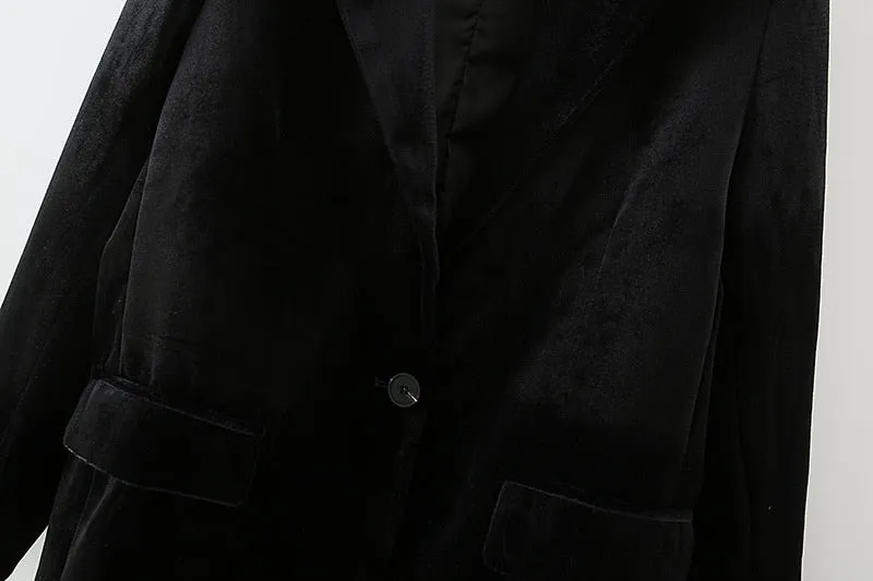 VELVET BLAZER
